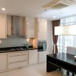 Platinum One - Private Apartment At #1 Bagatalle Road, Unit 7-1 Colombo 3
